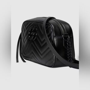 GG Gucci Marmont Small Shoulder Bag Black